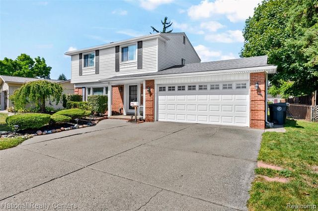 39050 Lyndon Street, Livonia, MI 48154