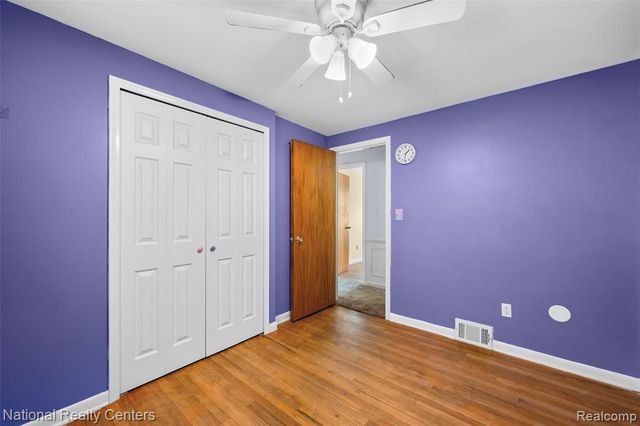 39050 Lyndon Street, Livonia, MI 48154