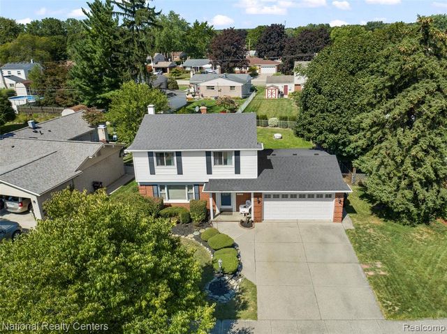 39050 Lyndon Street, Livonia, MI 48154