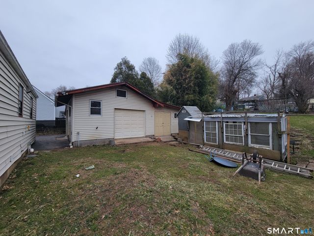 65 Tremper Drive, Wallingford, CT 06492