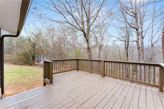 290 Silver Fox Drive, Dawsonville, GA 30534