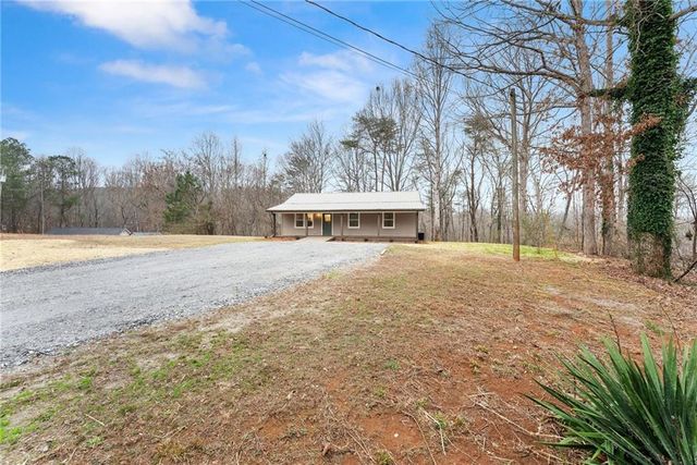 290 Silver Fox Drive, Dawsonville, GA 30534