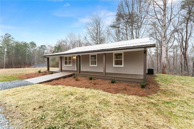 290 Silver Fox Drive, Dawsonville, GA 30534