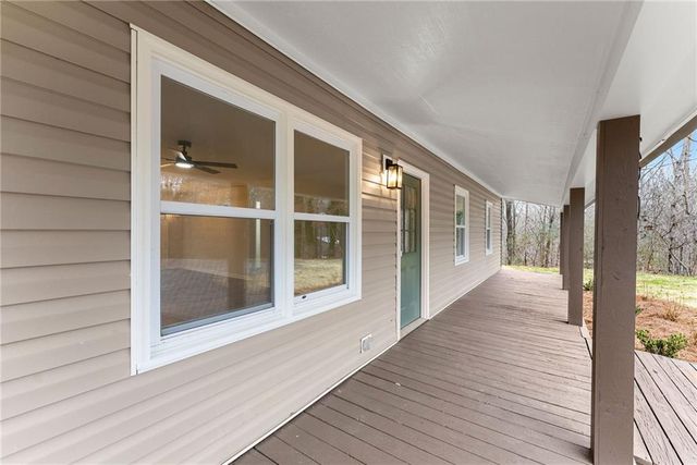 290 Silver Fox Drive, Dawsonville, GA 30534