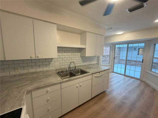 2535 S GLEN EAGLES DRIVE, Deland, FL 32724