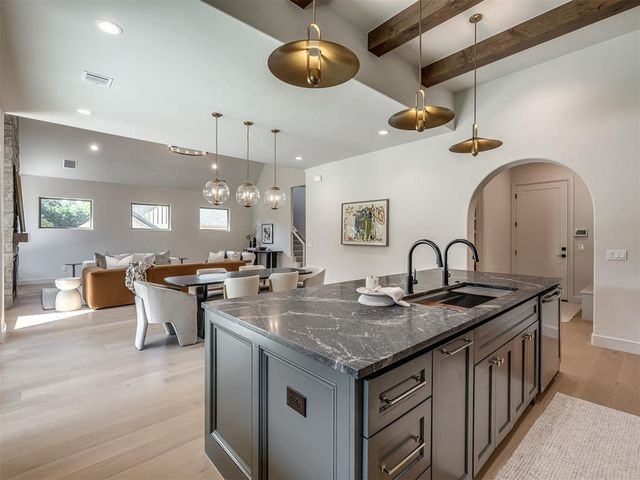 508 Old Creek Road, Edmond, OK 73034
