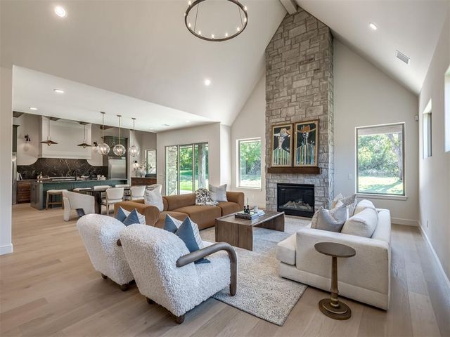 508 Old Creek Road, Edmond, OK 73034