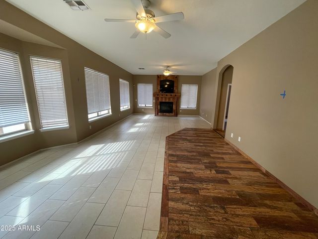 1283 E Saragosa Street, Chandler, AZ 85225