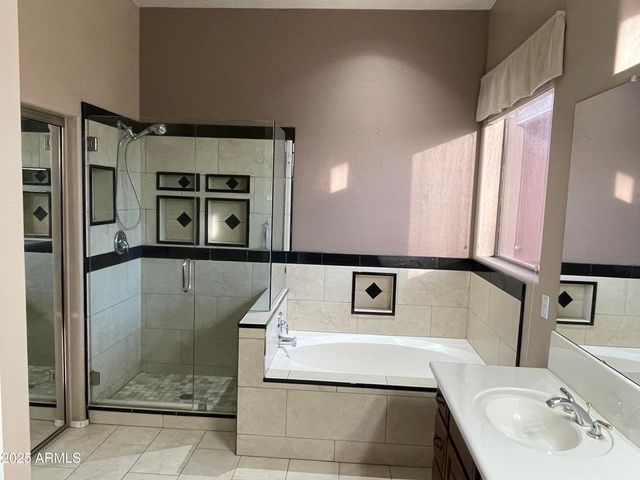 1283 E Saragosa Street, Chandler, AZ 85225
