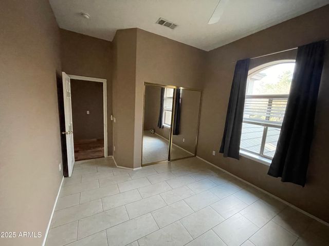 1283 E Saragosa Street, Chandler, AZ 85225