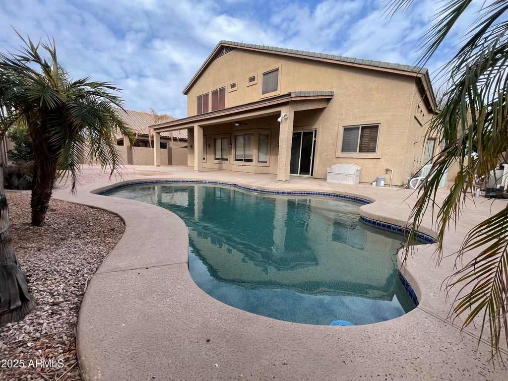 1283 E Saragosa Street, Chandler, AZ 85225