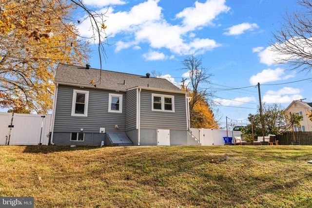 9005 FAIRGROUND RD, Bel Alton, MD 20611