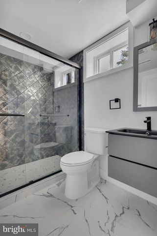 2524 SWIFT RUN ST, Vienna, VA 22180