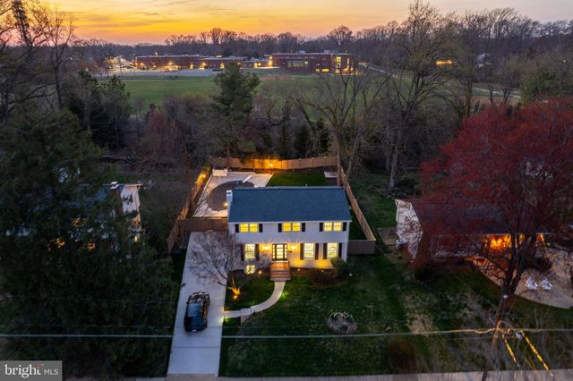2524 SWIFT RUN ST, Vienna, VA 22180