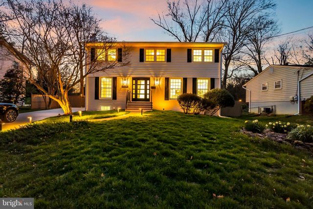 2524 SWIFT RUN ST, Vienna, VA 22180
