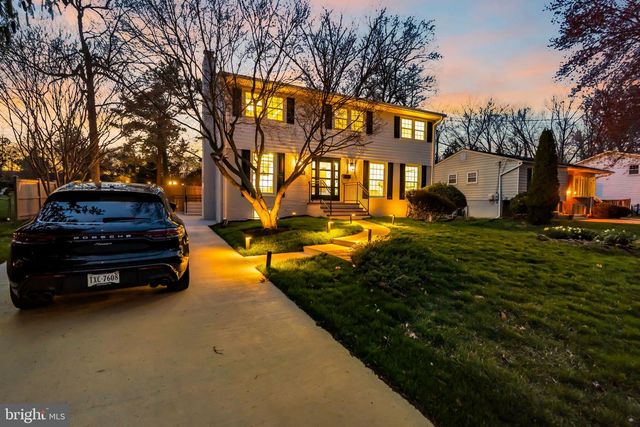 2524 SWIFT RUN ST, Vienna, VA 22180