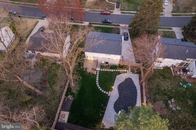 2524 SWIFT RUN ST, Vienna, VA 22180