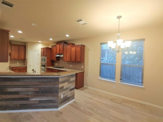 1601 Lions Den, Leander, TX 78641