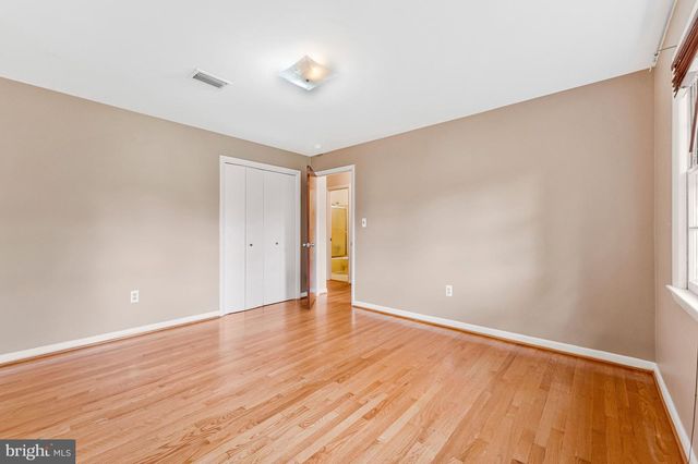 11720 BRIGGS CT, Fairfax, VA 22030