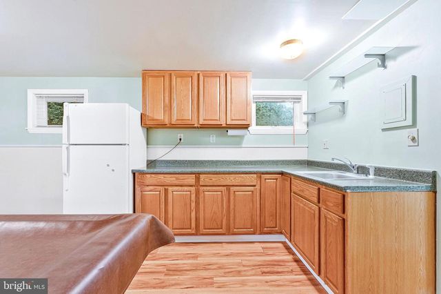 11720 BRIGGS CT, Fairfax, VA 22030