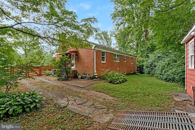 11720 BRIGGS CT, Fairfax, VA 22030