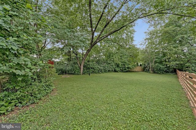 11720 BRIGGS CT, Fairfax, VA 22030