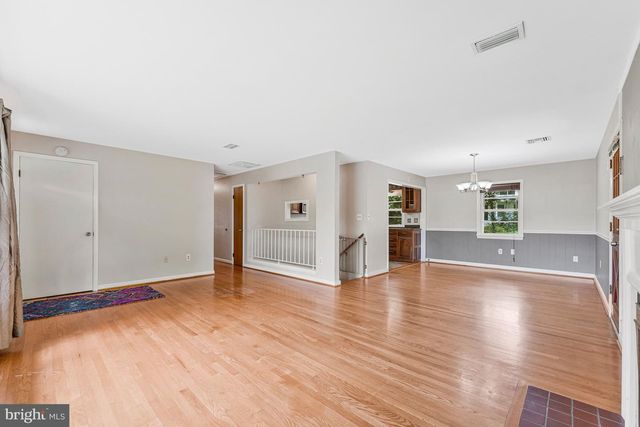 11720 BRIGGS CT, Fairfax, VA 22030