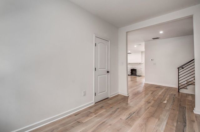 1781 FORREST AVE, Memphis, TN 38104