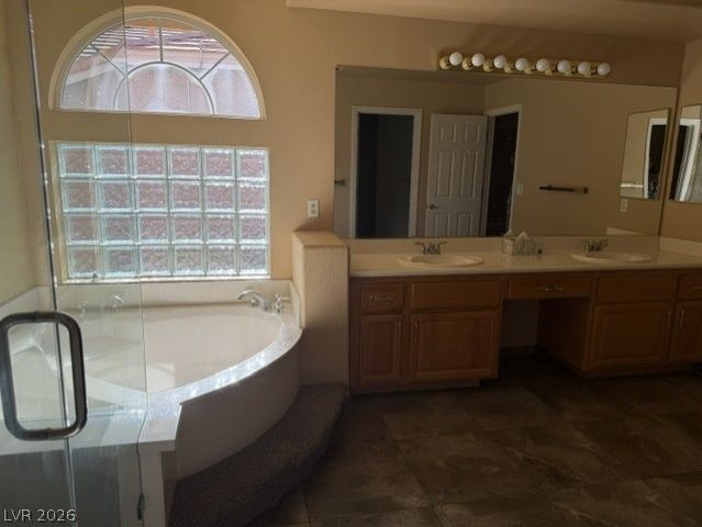 8640 Castle Hill Avenue, Las Vegas, NV 89129