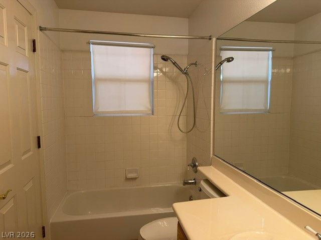 8640 Castle Hill Avenue, Las Vegas, NV 89129