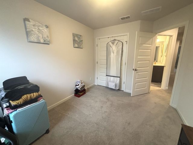 305 Victoria Dr, Lebanon, TN 37090