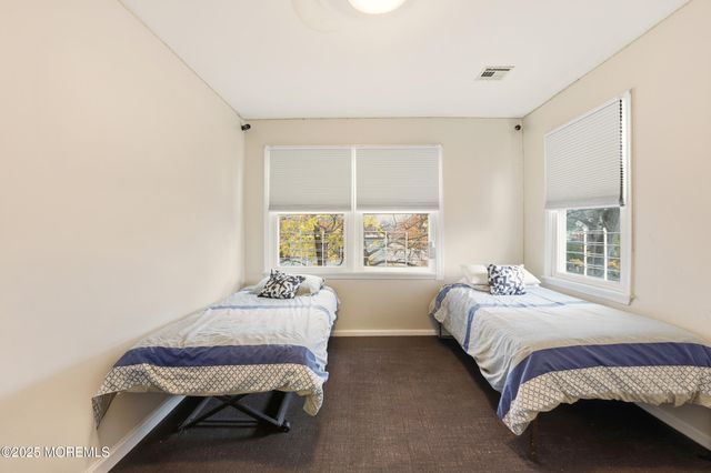 418 8th Street, Lakewood, NJ 08701