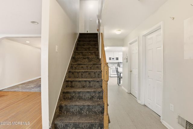 418 8th Street, Lakewood, NJ 08701