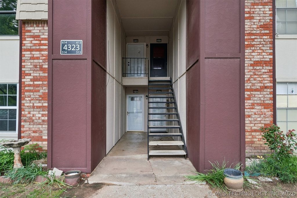 4323 E 68th Street 614, Tulsa, OK 74136