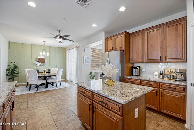 12472 N Paseo Penuela, Marana, AZ 85658