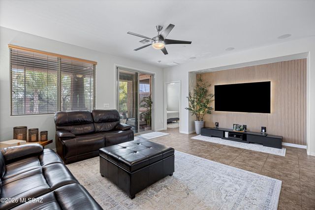 12472 N Paseo Penuela, Marana, AZ 85658