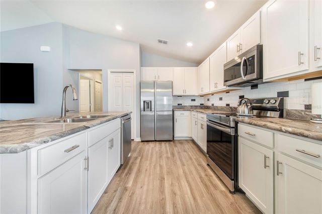 941 ARUBA AVENUE, Mulberry, FL 33860