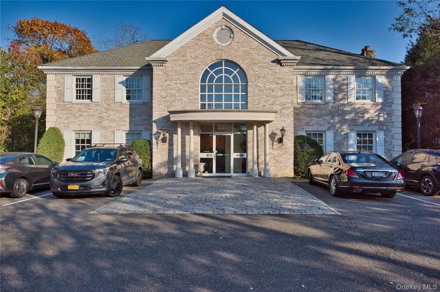 330 Willis Avenue 1, Roslyn Heights, NY 11577