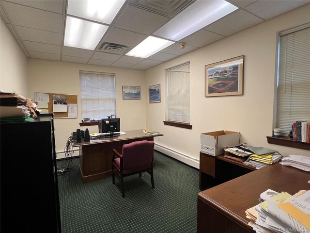 330 Willis Avenue 1, Roslyn Heights, NY 11577