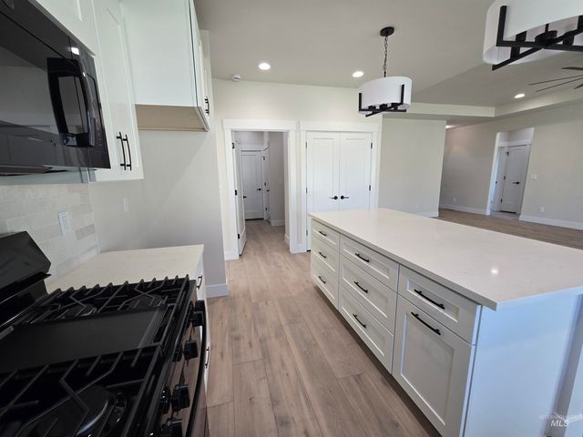 976 Canal Street, Twin Falls, ID 83301