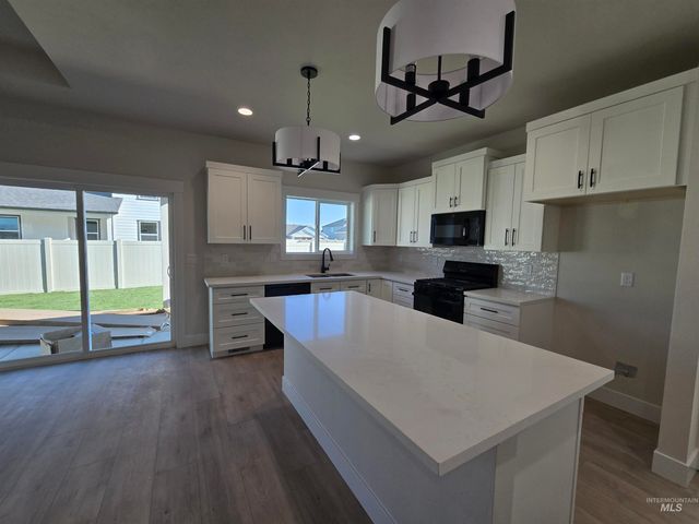 976 Canal Street, Twin Falls, ID 83301