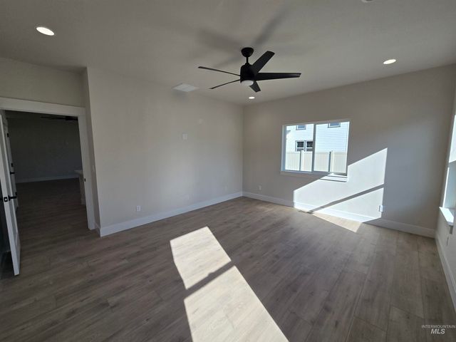 976 Canal Street, Twin Falls, ID 83301