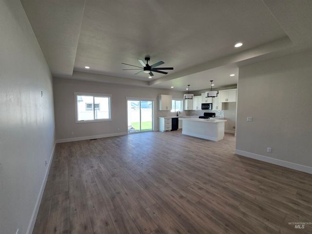 976 Canal Street, Twin Falls, ID 83301