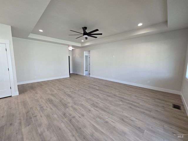 976 Canal Street, Twin Falls, ID 83301