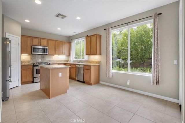 28721 Coal Mountain Court, Valencia, CA 91354