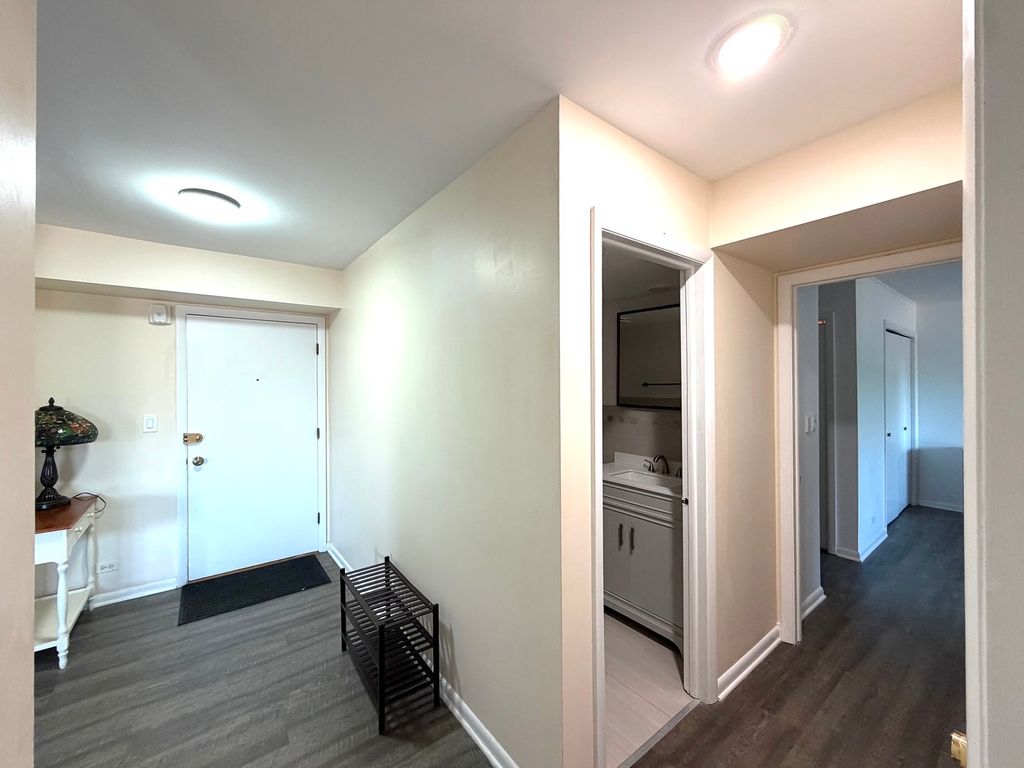 2001 Sherman Avenue 506, Evanston, IL 60201 — photo 2
