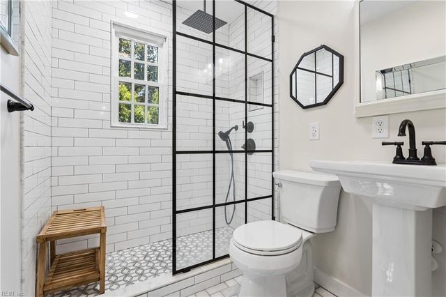 48 Hopkins ST, Newport News, VA 23601
