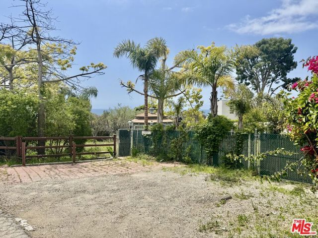 27555 Pacific Coast Highway, Malibu, CA 90265