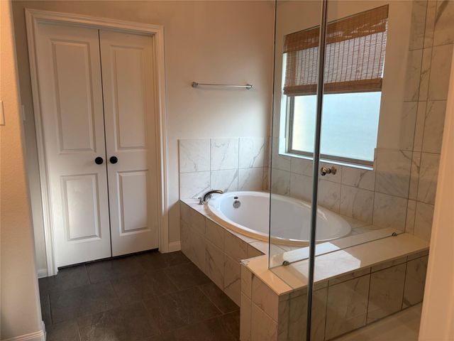 15655 Baronial Castle Drive, Humble, TX 77346