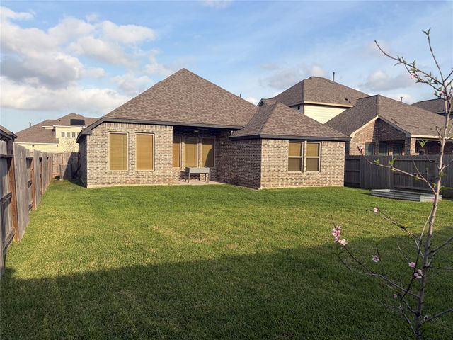 15655 Baronial Castle Drive, Humble, TX 77346